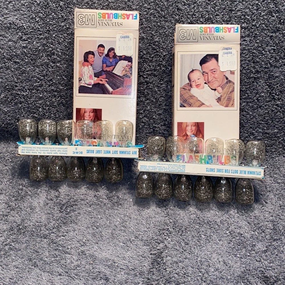 Vintage Sylvania Flash Bulbs For Cameras